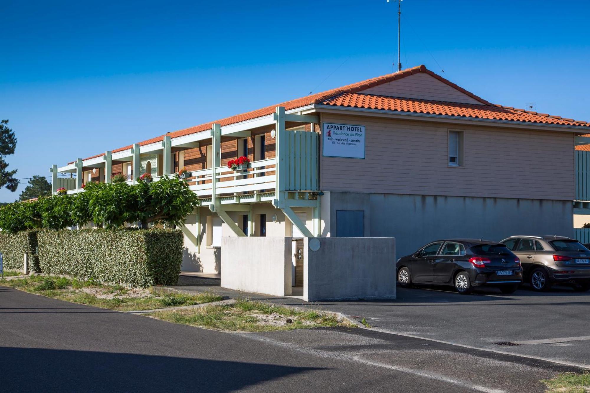 Résidence Appart Hotel Au Pitot Biscarrosse-Plage Exterior foto